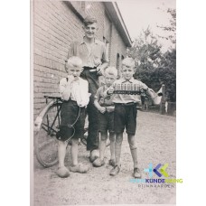 Pannerden 1945 gebr. Willem en Henk Willemsen en met oorlogstuig Bart Jansen Coll. G.B (1)